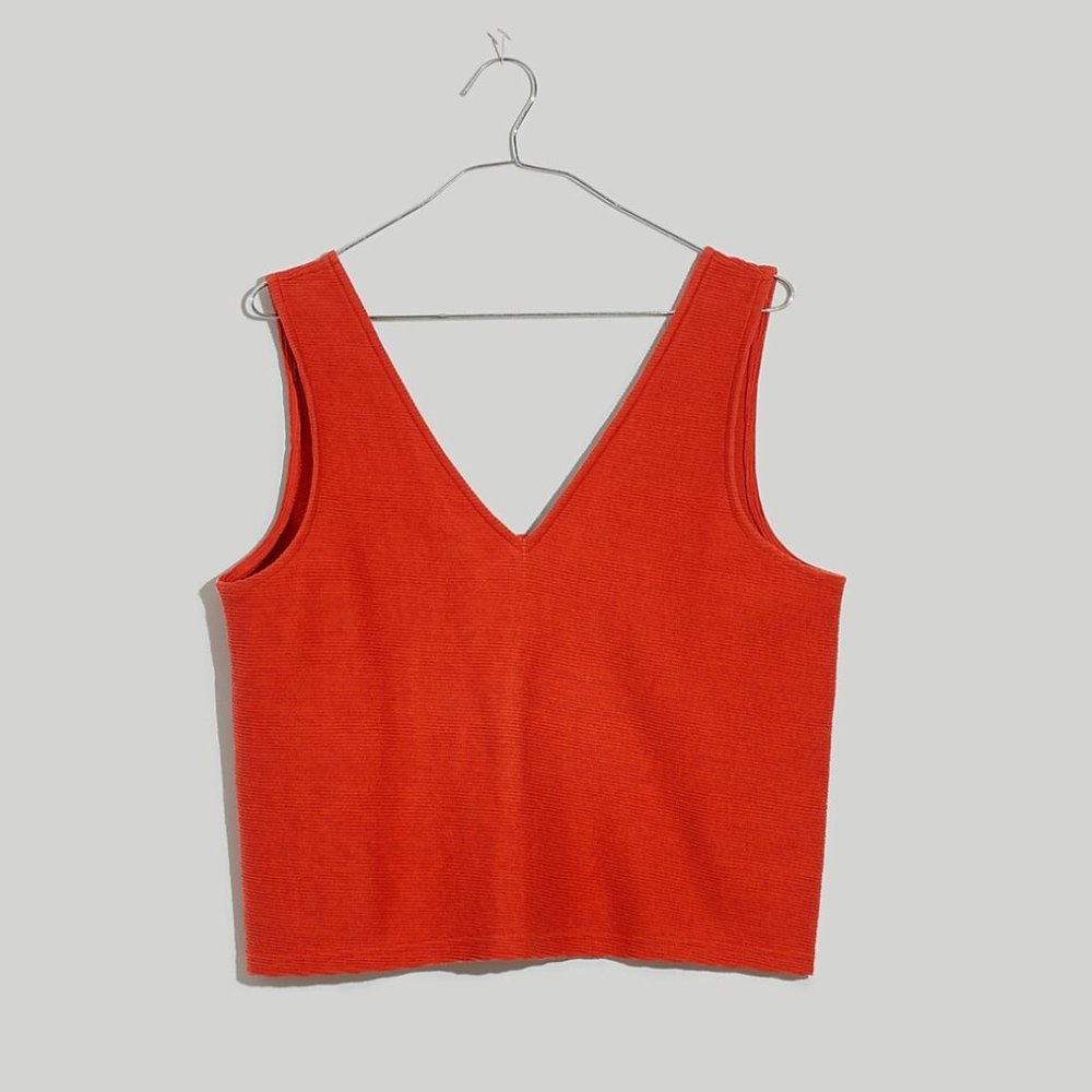 Organic Cotton Peekaboo-Back Crop Tank in Red/Orange, Size XS